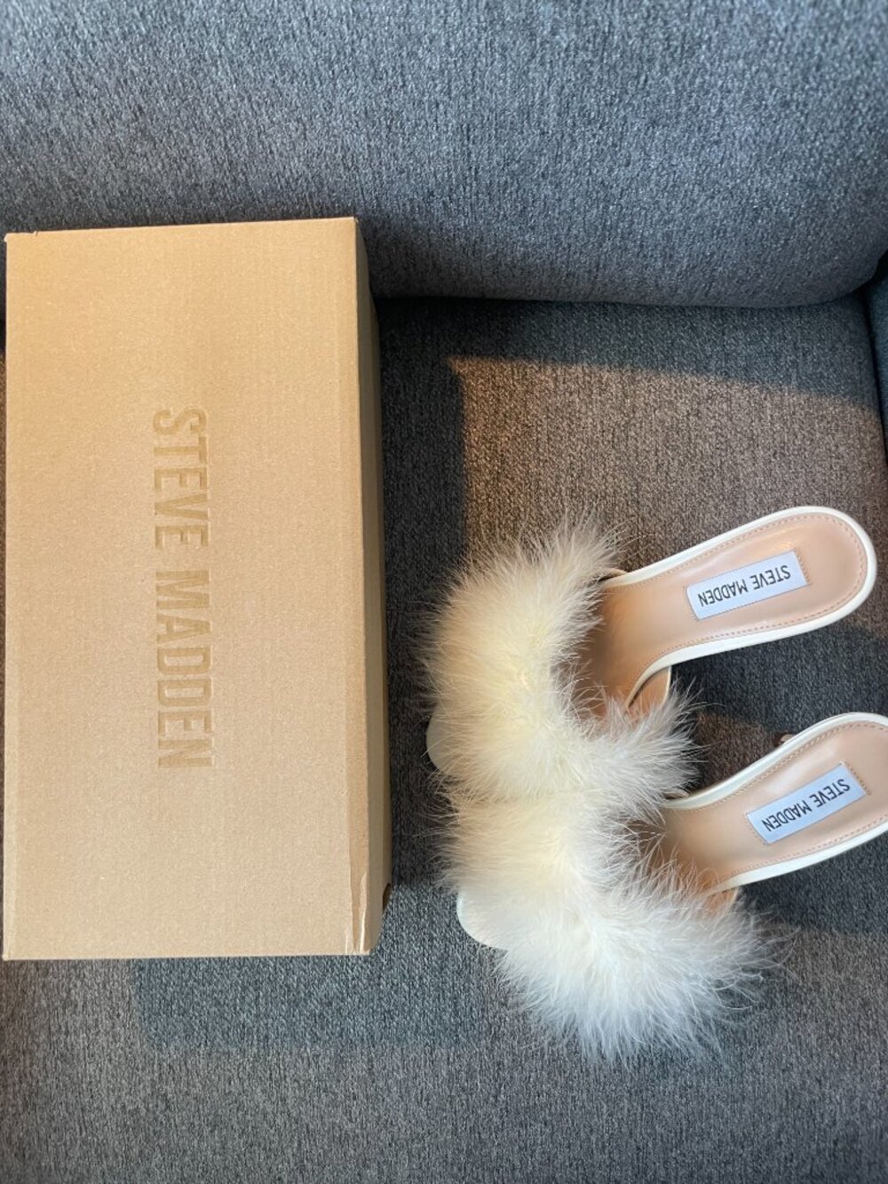 Steve Madden Fur Heels - Size 8 (BRAND NEW) - Picture 6 of 6